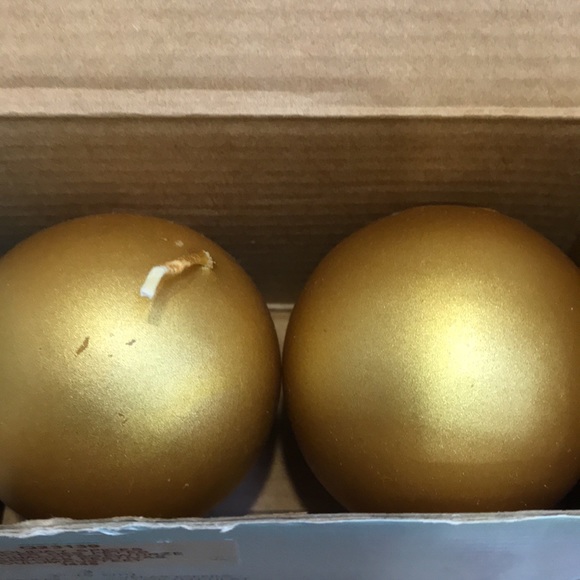 New 2 Holiday Spices ball candles by Partylite - Picture 6 of 8